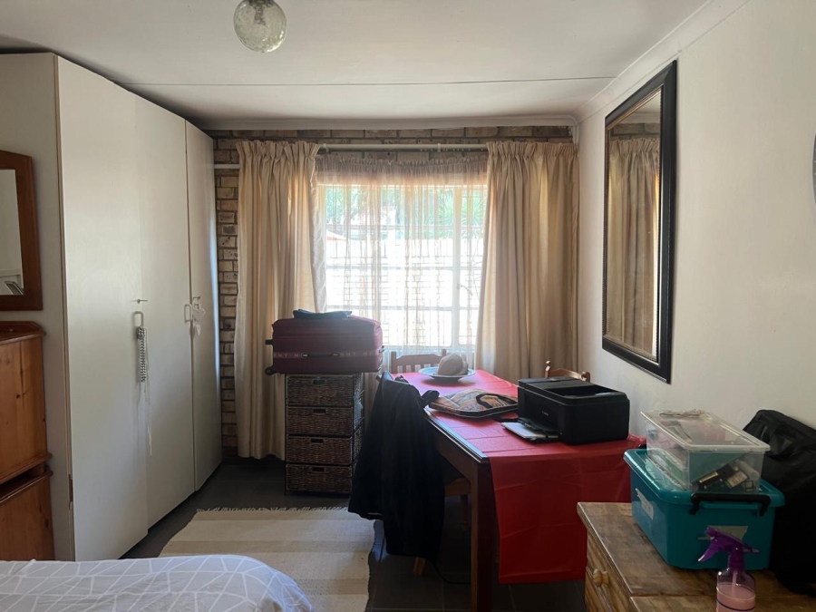 3 Bedroom Property for Sale in Adamayview North West